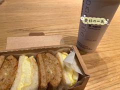 -星巴克(广州南站A18检票口楼上)