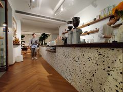 -Line 咖啡(石厦花园店)