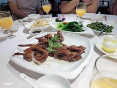 -御花园·粤菜·海鲜火锅(中山公园店)