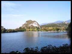 -星湖旅游景区七星岩