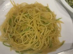 -鑫巴蜀小镇 · 水煮鱼专研店(玉桥店)