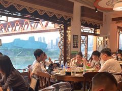 -小天鹅火锅·一线江景洪鼎旗舰店(洪崖洞店)