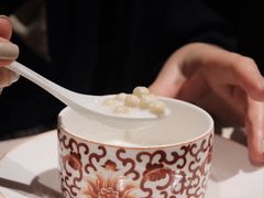 杏汁炖鸡头米-新荣记(椒江店)