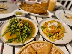 -卷心菜和避孕套餐厅(Pattaya)