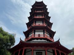 -绳金塔