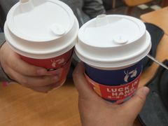 -瑞幸咖啡(东直门枢纽店)