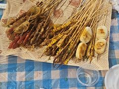 -老街烧烤大排档·地道湖北菜·龙虾馆(汉口火车站店)