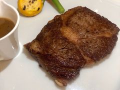 澳洲M6级肉眼牛扒-广州塔卢特斯法国旋转餐厅