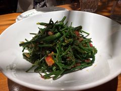 木姜子拌丝瓜尖-一坐一忘云南菜(北京skp店)