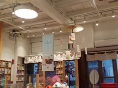 -猫的天空之城概念书店(杭州南宋御街店)