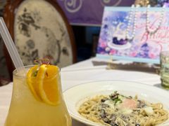 -秘密旅行Bonjour(黑金冠 江南西店)