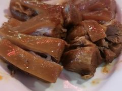 猪肘-陈鹏鹏潮汕菜(宝安机场T3航站楼店)