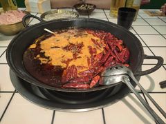-扎起市井老火锅(乐山总店)