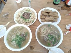 -十二忠手拉面(中华路店)