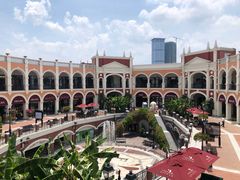 -佛罗伦萨小镇广佛名品奥特莱斯(疏港路店)