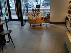 -星巴克臻选(青岛麦凯乐分店)