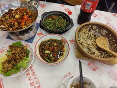 -堂瓦里·33年传统赣菜(第一街区店)