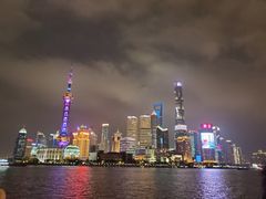 -汉庭优佳(上海恒隆广场南京西路地铁站店)