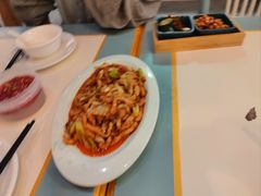 鱼香肉丝-付掌柜在成都·热炒砂锅集(金禾店)