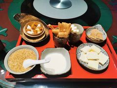 -九十九顶毡房(阜石路店)