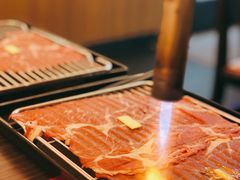 铺天盖地火牛寿司（2枚）-仙隐小鹿中華の日料(荣民龙首广场店)
