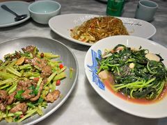-小菜园新徽菜(宜兴八佰伴店)