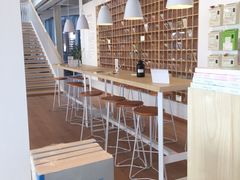 -猫的天空之城概念书店(北戴河蔚蓝海岸店)