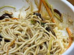 -云海肴·汽锅鸡·云南菜(天山百盛优客店)