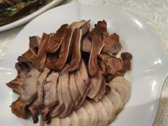 -红色根据地文化主题酒店(太湖街店)