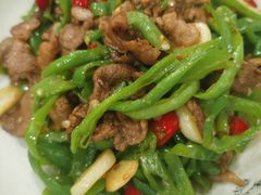-湖南人家湘菜馆(镇江路店)