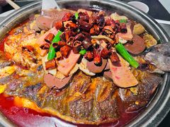 -辣尚瘾·烤鱼·新川菜(牡丹园直营店)