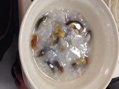 皮蛋瘦肉粥-咬不得高祖生煎·简餐(高银街店)