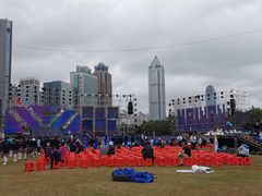 -万绿园