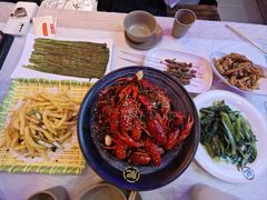 -肥肥虾庄·金牌油焖大虾(首义路店)
