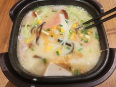 云南传统过桥米线-阿香米线(大唐西市大润发店)