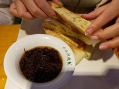 -小小河边鱼(天润城店)