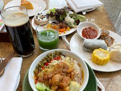 -松山湖凯悦酒店·Café自助餐厅·周末火舞秀表演