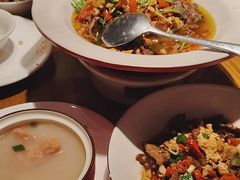-爱碗亭·鲜炒湖南菜(壹城中心店)