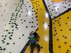 -问山MountQuest攀岩馆