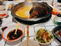 -鼎伙伙火锅串串·10年品牌传承(白象居总店)