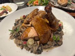 -LESCEDARS Brasserie Bistro香柏树