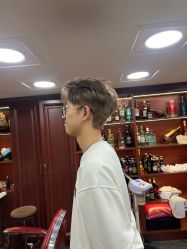 -绅仕門男士理发馆