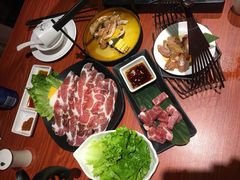 -山之屋炭火烧肉·生啤畅饮(大朗万科中央公园店)