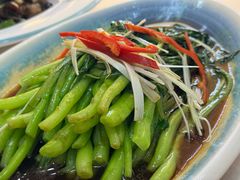-三江源美食城