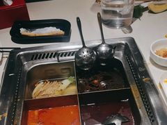 -海底捞火锅鲜切牛肉主题店(长寿路店)