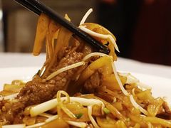 干炒牛河-粤·向群饭店(龙津东路总店)