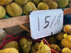 -曼阁市场水果批发市场