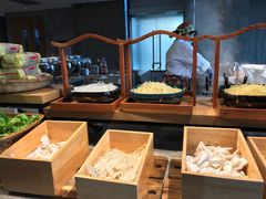 自助取餐区-武汉世茂希尔顿酒店·汇·全日餐厅