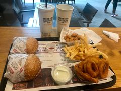 -The Habit Burger Grill 哈比特汉堡(爱琴海店)