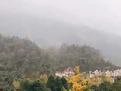 -中铁花水湾温泉酒店(大邑店)